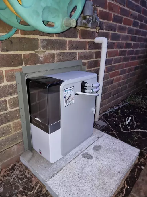 A compact installation, neatly tucked away
